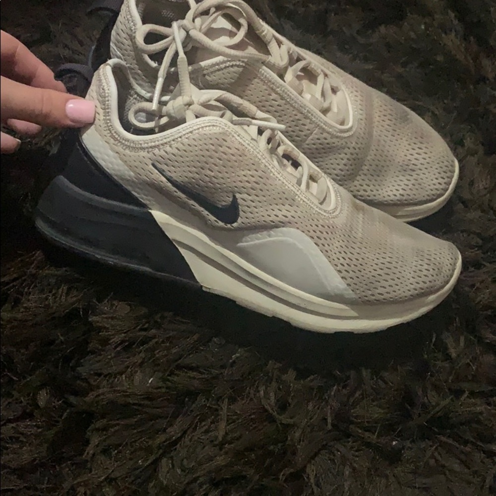 Woman’s size 8 nikes.